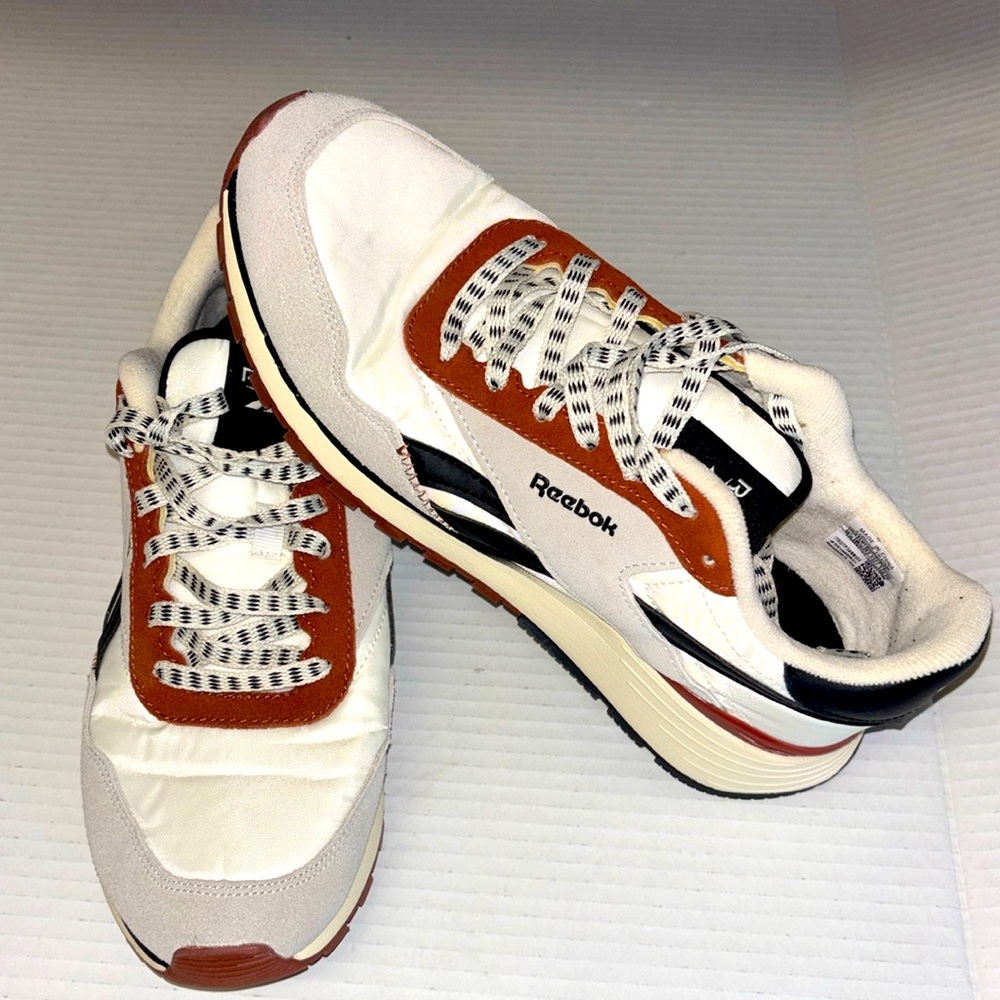 Reebok Classic Leather Legacy Sneakers Shoes Men’s Size 9 1/2